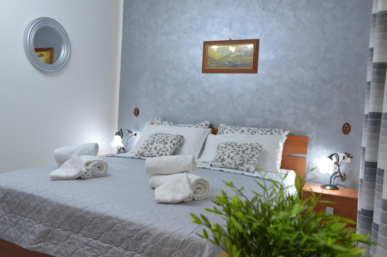 Bed And Breakfast Arcobaleno Casteltermini Exterior foto